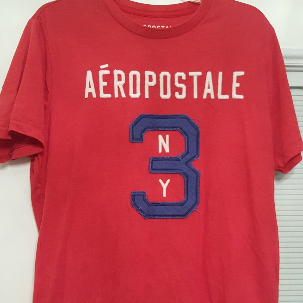 Mens Small Aeropostle T-shirt